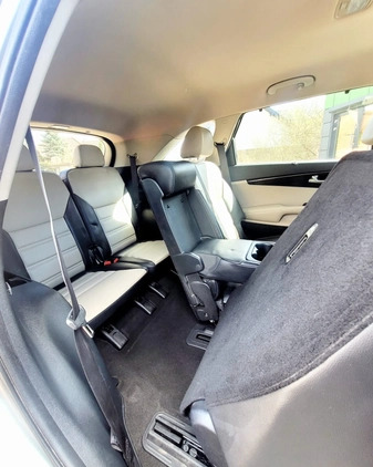Kia Sorento cena 83900 przebieg: 172000, rok produkcji 2016 z Wrocław małe 121